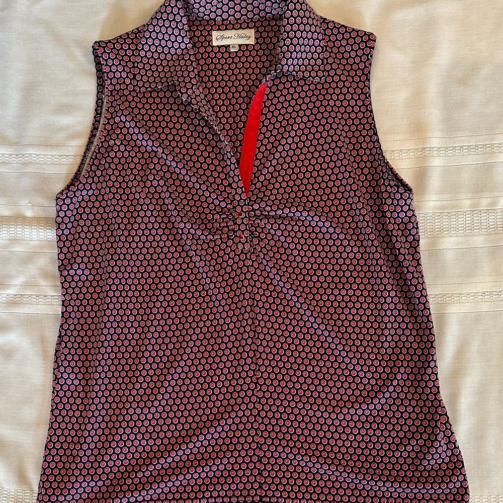 Sport Haley sleeveless golf/ tennis shirt, sz XL.  Cute details. Like new.